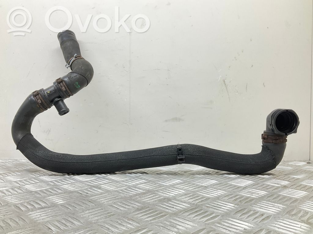 Audi Q3 8U Conductă/furtun lichid de răcire motor 