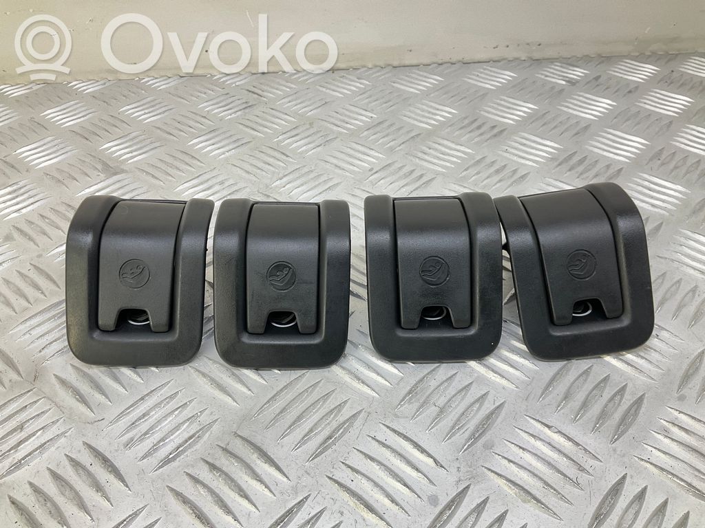 Cubierta ISOFIX   8V0887233A,8V0887187