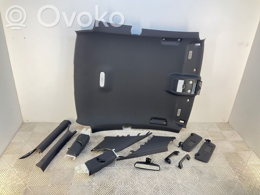 Headlining   8T0867501