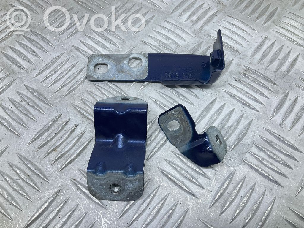 Audi A4 S4 B9 Bridă fixare aripă față 