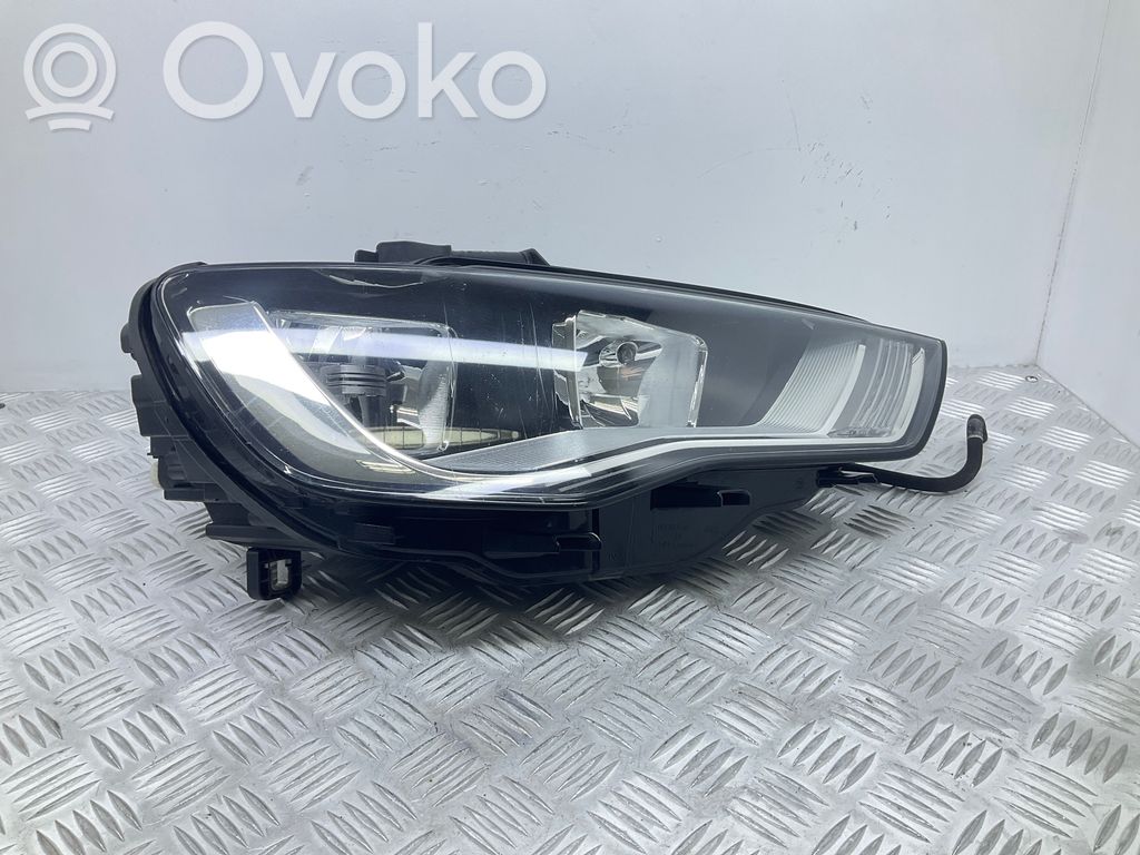 Audi A3 S3 8V Headlight/headlamp 