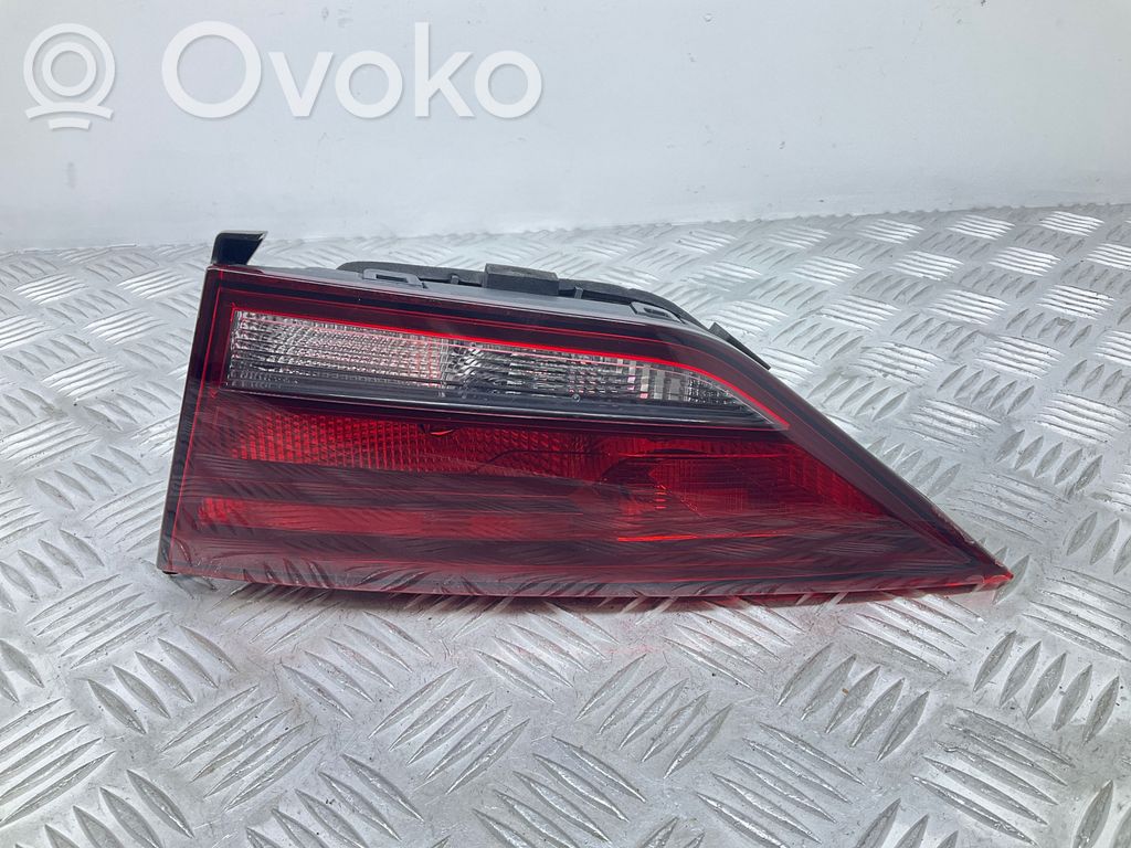 Audi A3 S3 8V Takaluukun takavalot 