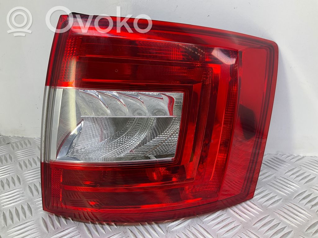 Skoda Octavia Mk3 (5E) Lampa tylna 