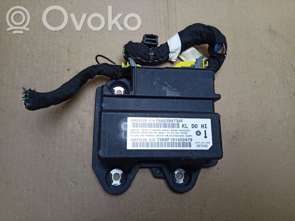 Unidad de control/módulo del Airbag   P56038973AF