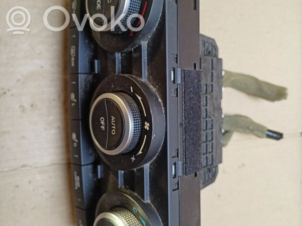 Mazda CX-9 Air conditioning/heating control unit 