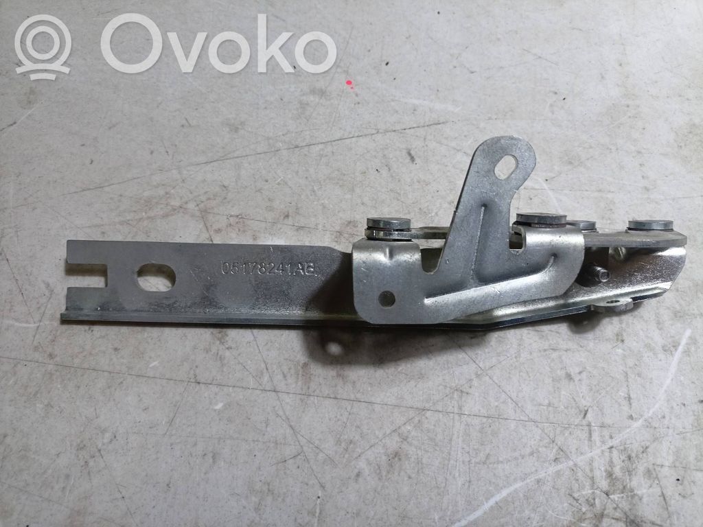 Engine bonnet/hood hinges   05178241AB