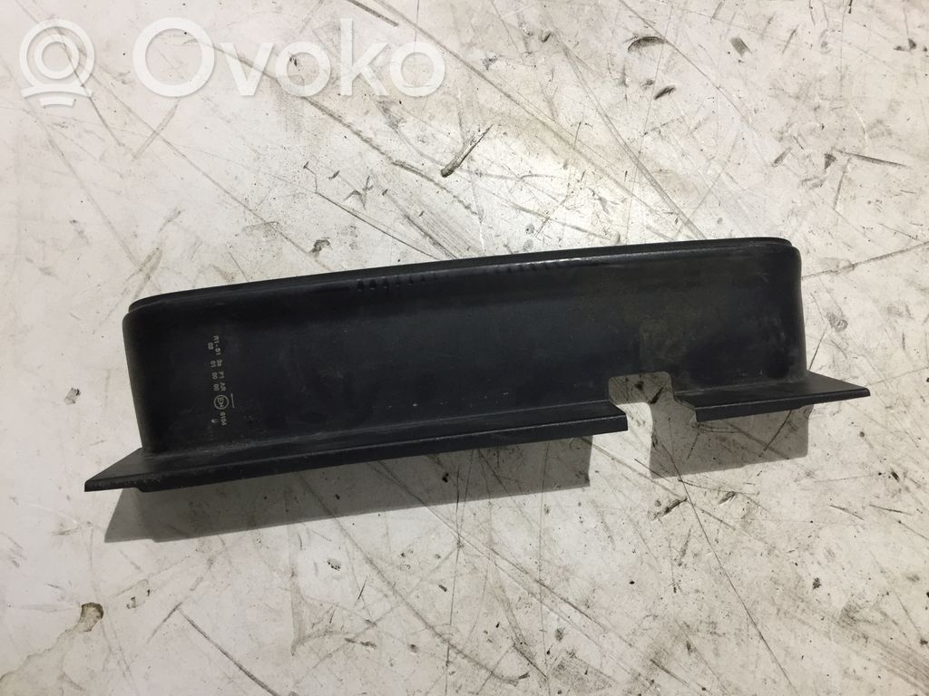Tail light part   8200436709