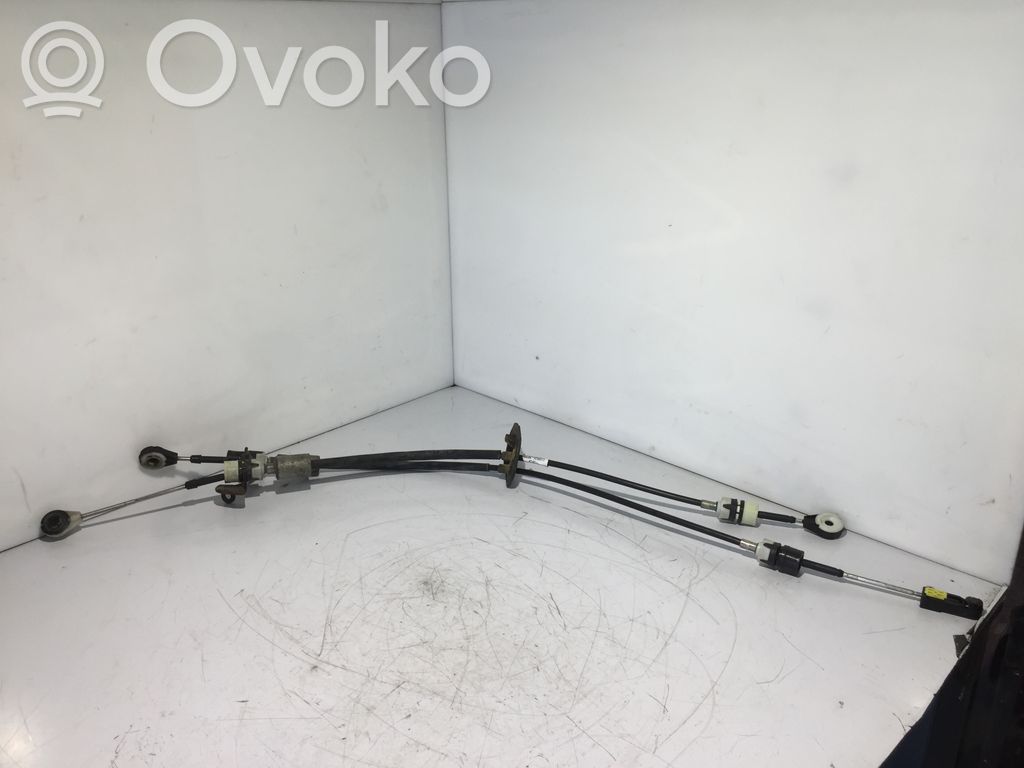 Gear shift cable linkage   BK2R7E395CC