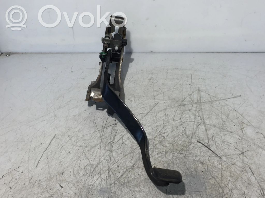 Toyota Auris E180 Sankabos pedalas 