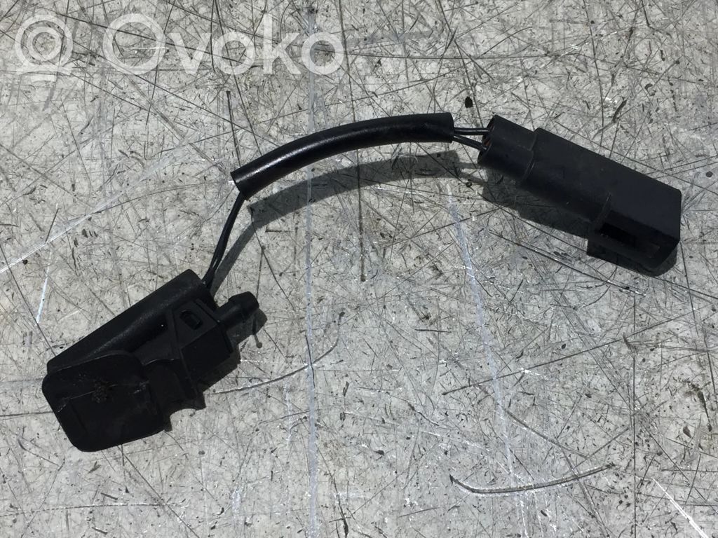 Ford Courier Windshield washer spray nozzle 