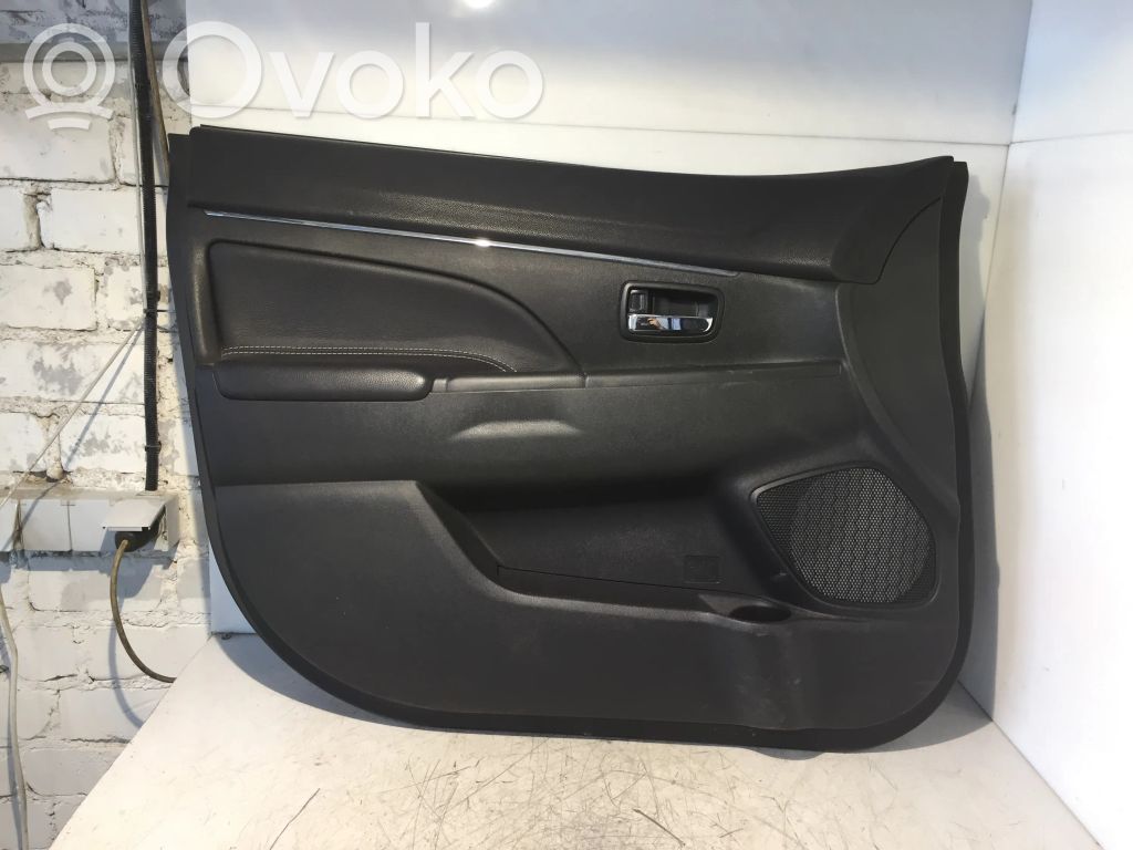 Mitsubishi ASX Boczki / Poszycie drzwi przednich 
