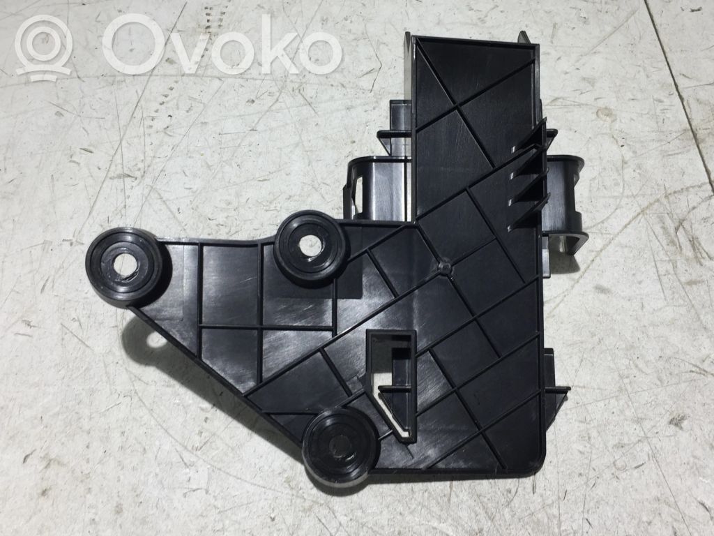 Ford Transit Custom Sulakerasian kansi 