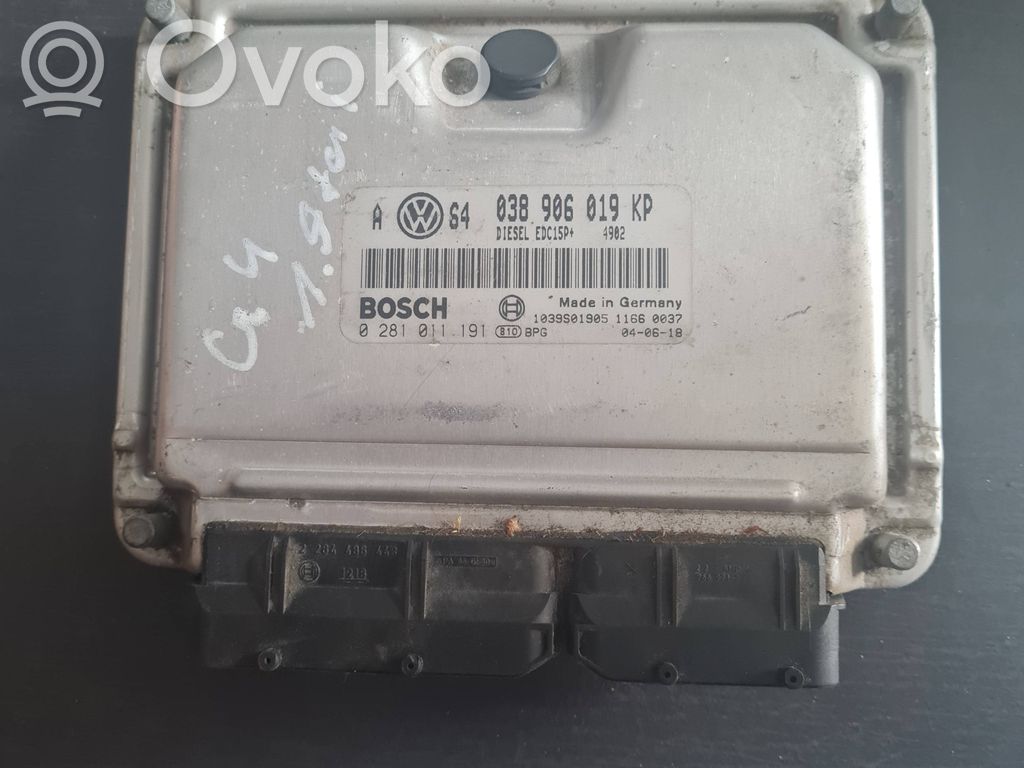 Volkswagen Golf IV Engine control unit/module 