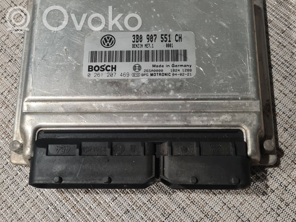Volkswagen PASSAT B5.5 Engine control unit/module 