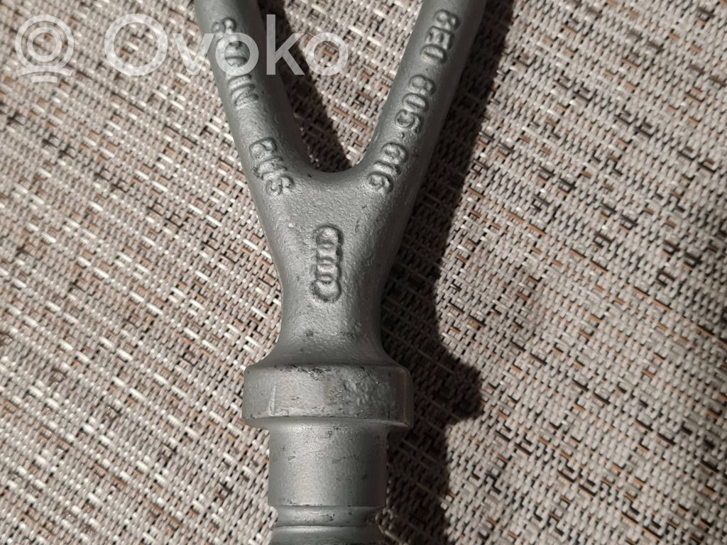 Audi A4 S4 B6 8E 8H Anillo de remolque 