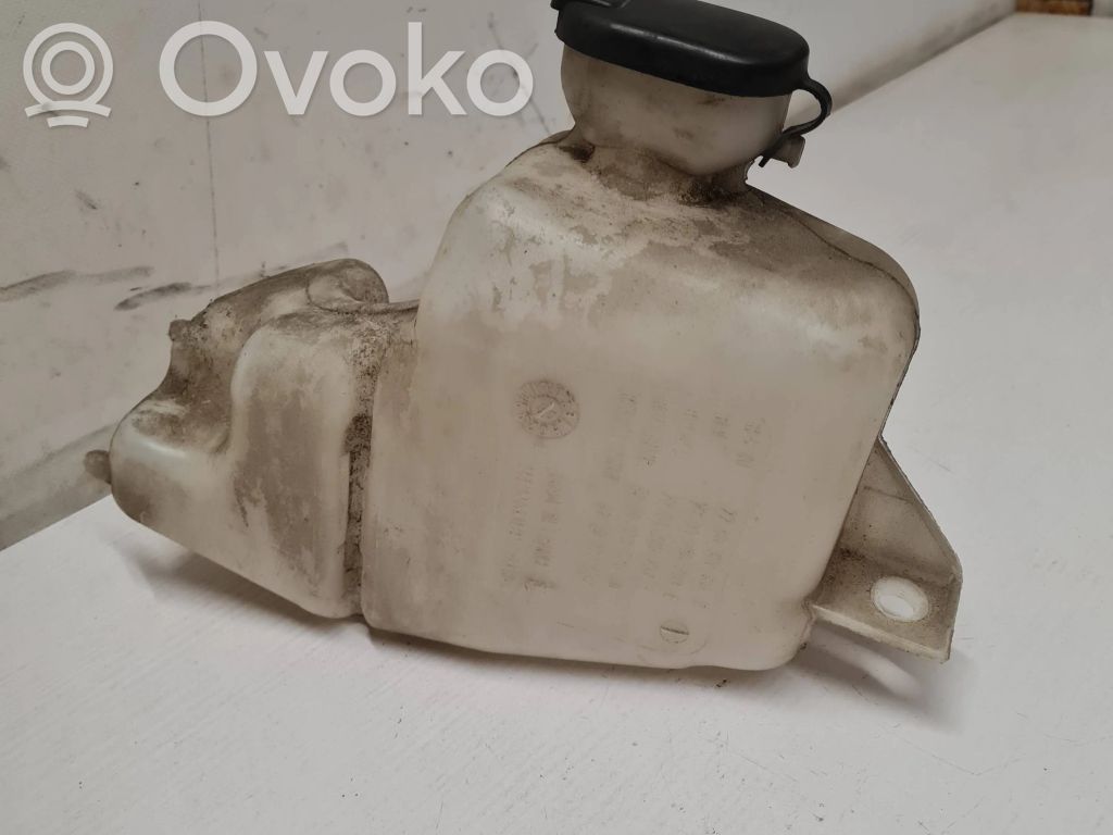 Renault Kangoo I Žibintų apiplovimo bakelis 
