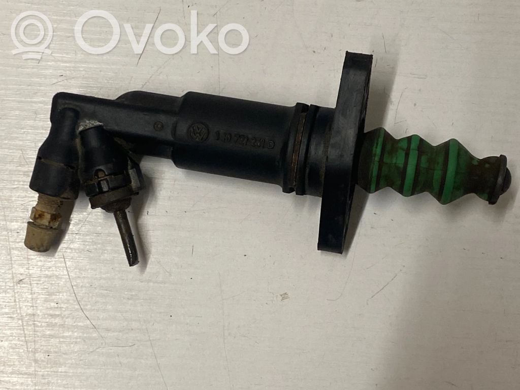 Volkswagen Golf IV Cilindro maestro de embrague 