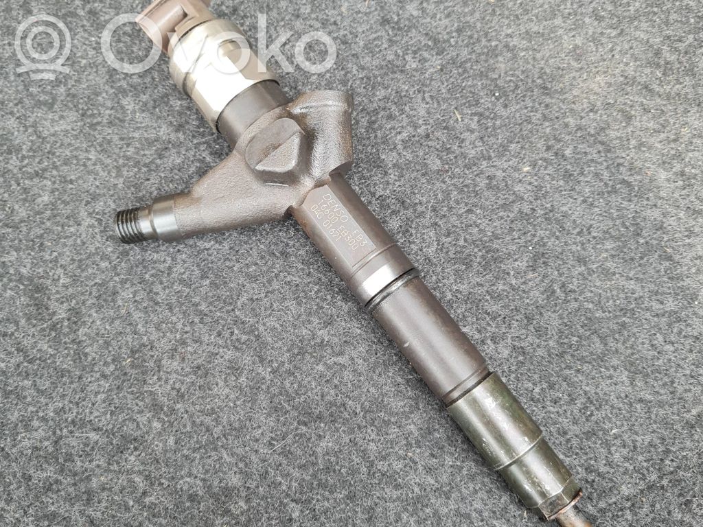 Nissan Pathfinder R51 Inyector de combustible 