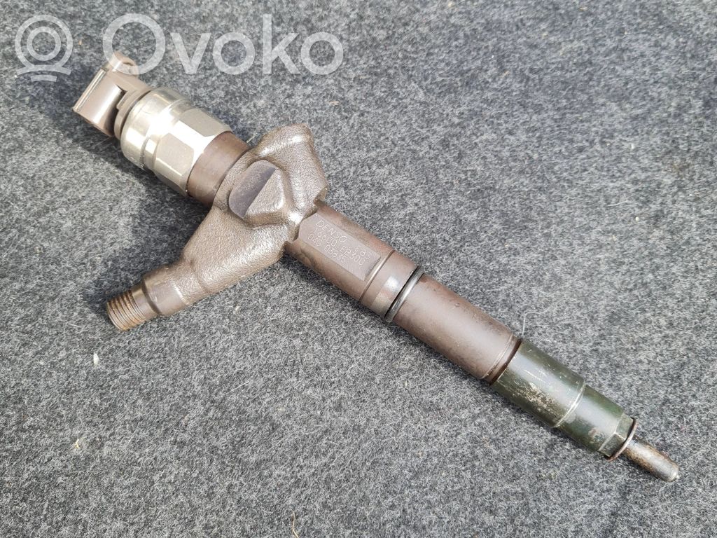 Nissan Pathfinder R51 Inyector de combustible 