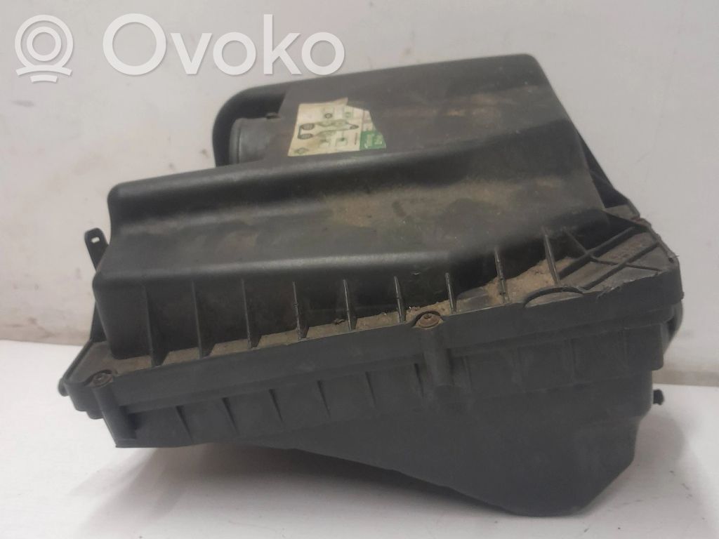 Opel Astra H Ilmansuodattimen kotelo 