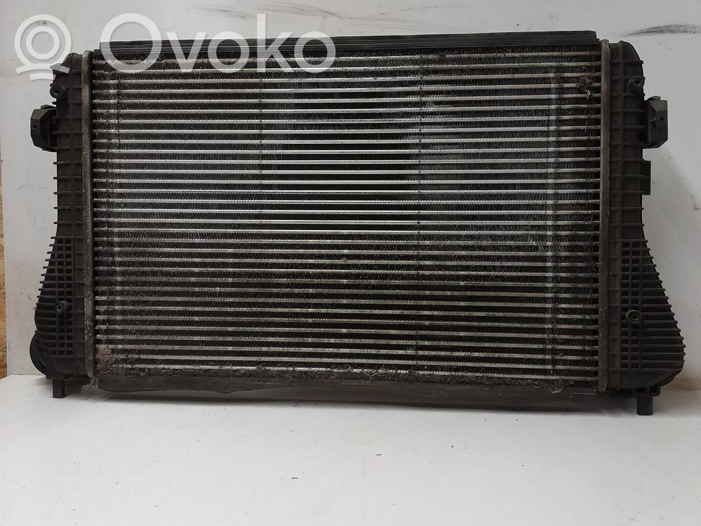 Volkswagen Jetta V Intercooler radiator 