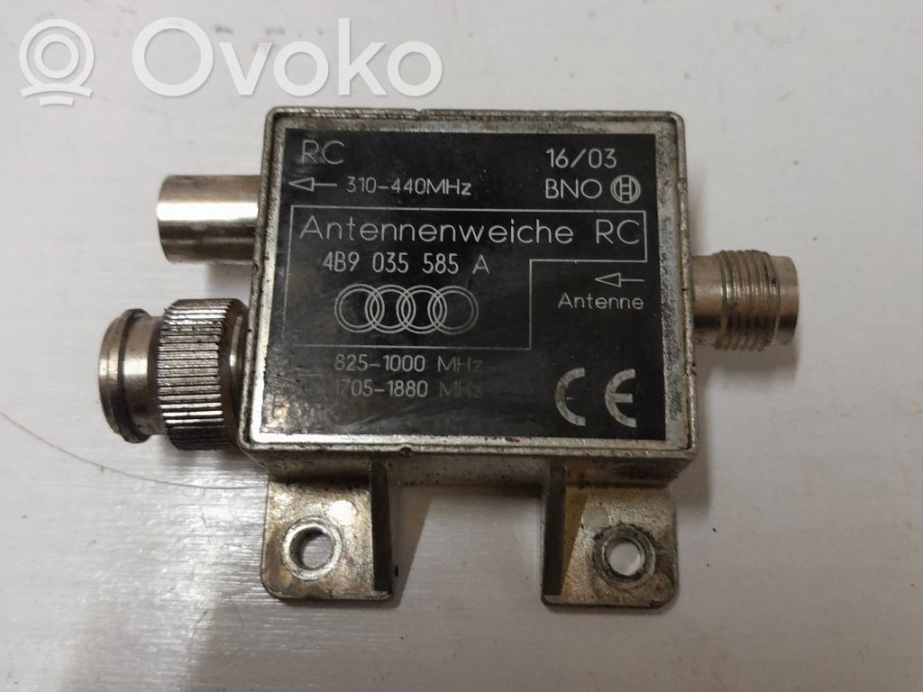 Audi A6 S6 C5 4B Antenos stiprintuvas 