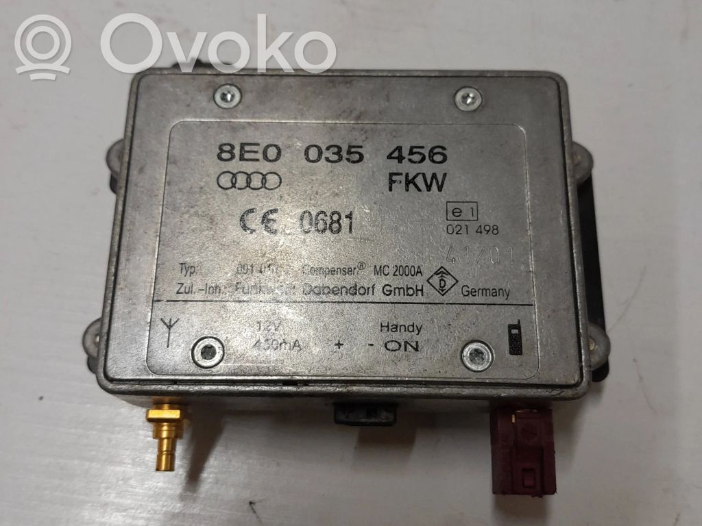 Audi A4 S4 B6 8E 8H Antenos stiprintuvas 