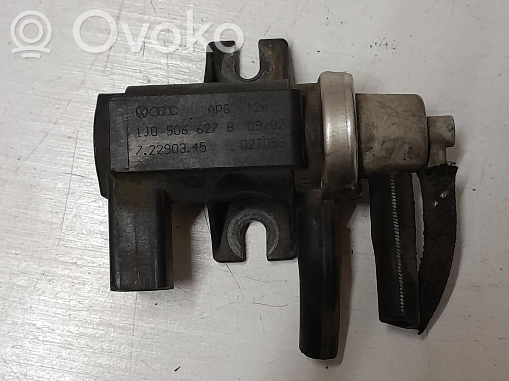 Audi A4 S4 B6 8E 8H Electroválvula del turbo 