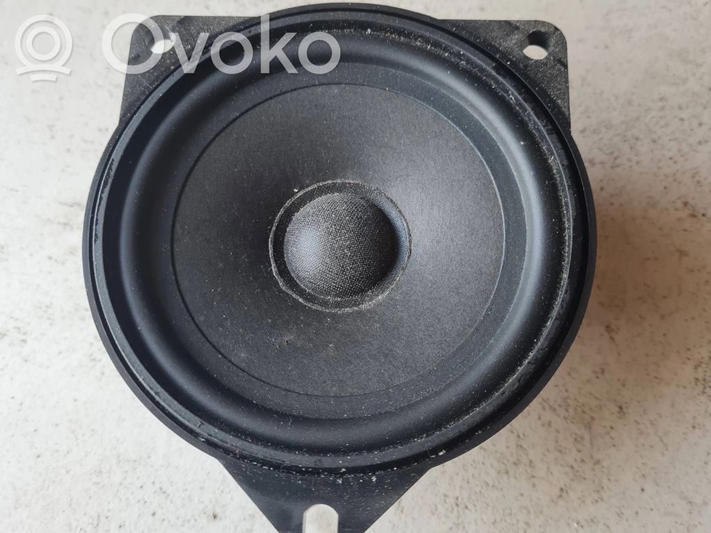 Etuoven kaiutin   6513692317402,430407858261
