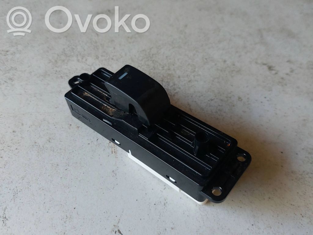 Mazda 6 Electric window control switch 