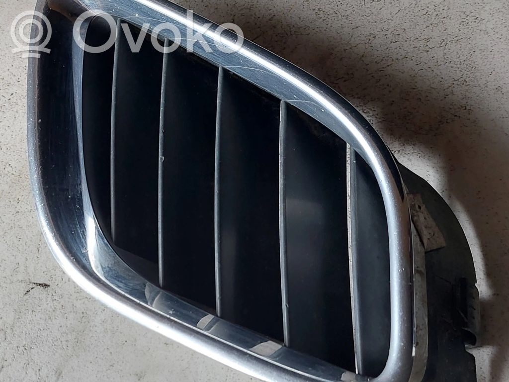 Saab 9-5 Apakšējais režģis (trīsdaļīgs) 