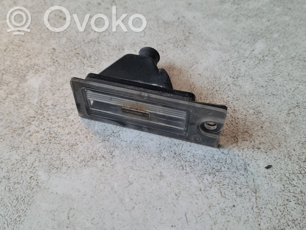 Volvo V70 Éclairage de plaque d'immatriculation 