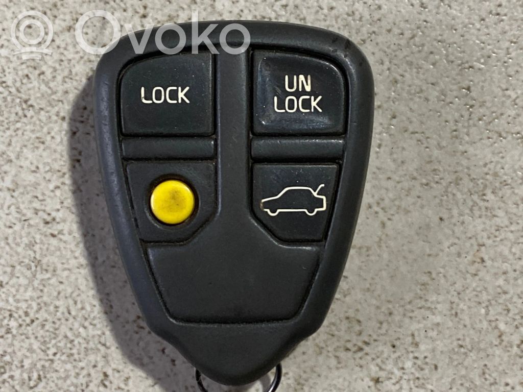 Volvo XC70 Ignition key/card 