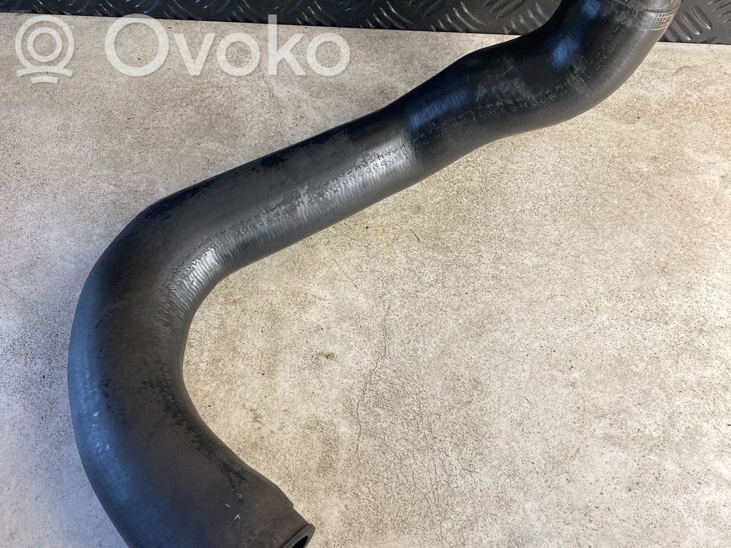 Audi A6 S6 C5 4B Engine coolant pipe/hose 