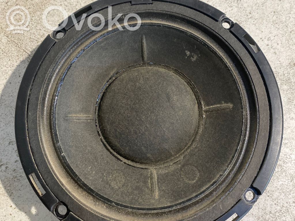 Ford Galaxy Takaoven kaiutin 