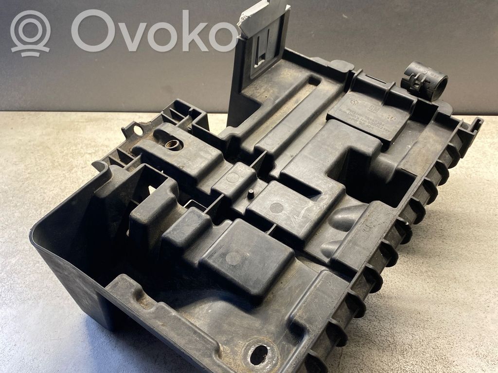 Opel Meriva A Batteriegestell 