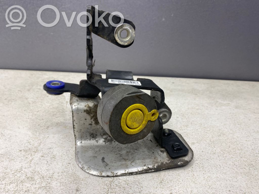 Ford C-MAX II Pavarų perjungimo troso laikiklis/ kronsteinas 