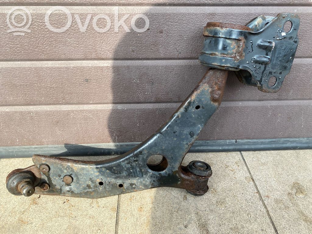 Ford C-MAX II Front lower control arm/wishbone 
