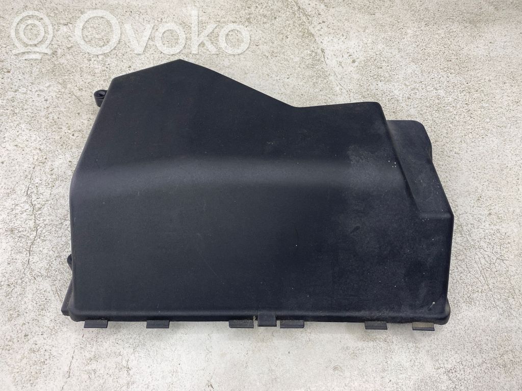 BMW 3 E46 Fuse box cover 
