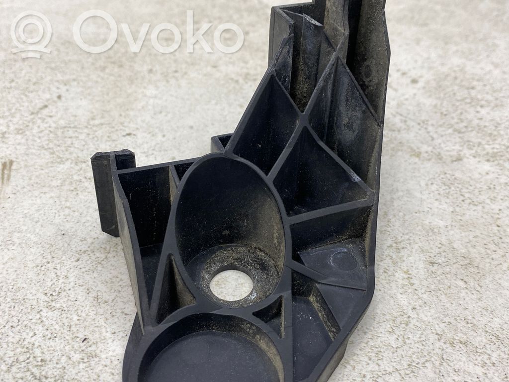 BMW 3 E46 Front bumper mounting bracket 