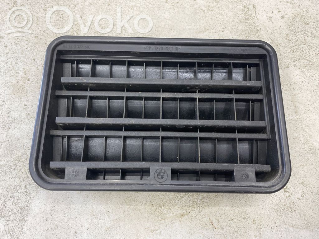 BMW 3 E46 Ventiliacinės grotelės 