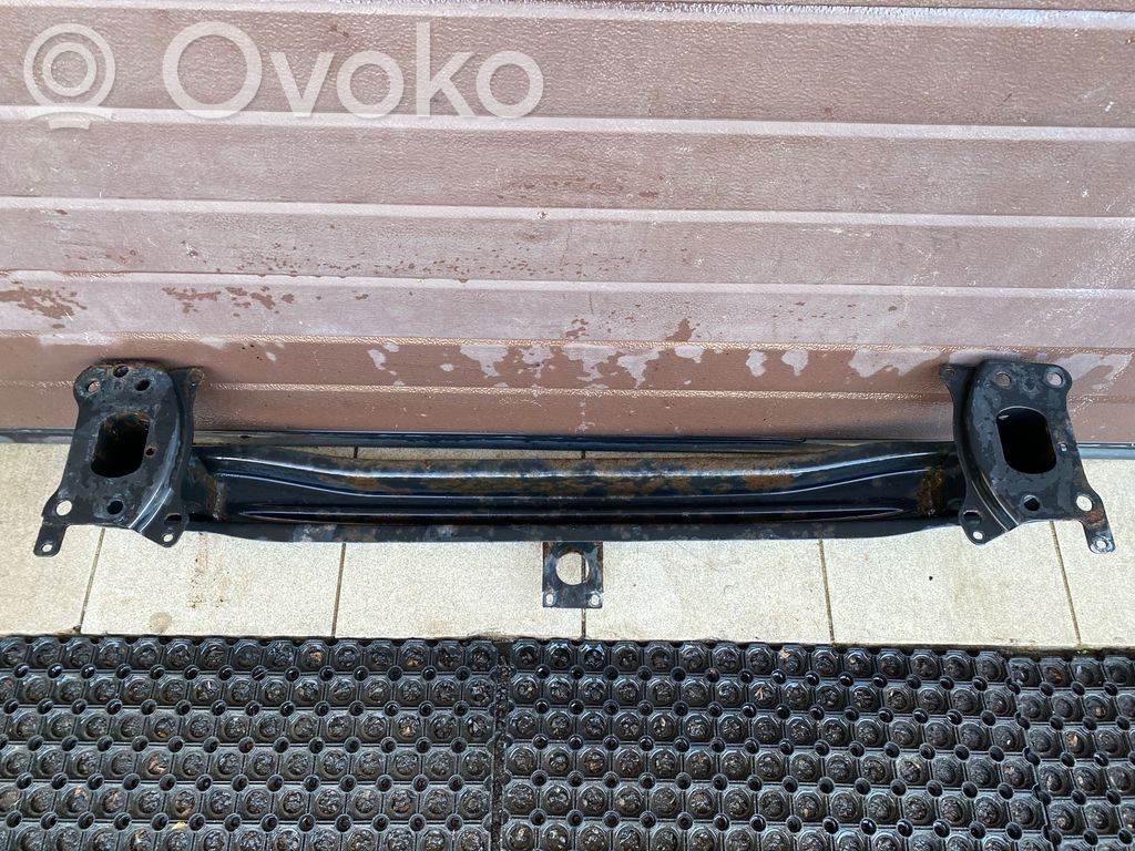 Volkswagen Golf V Front bumper cross member 