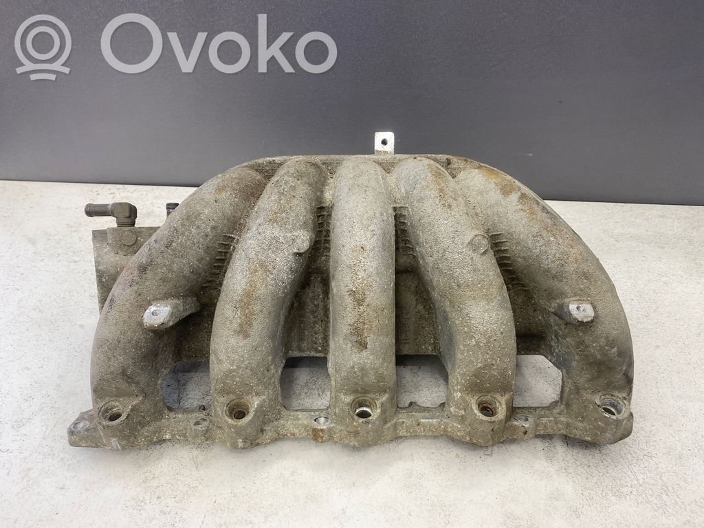 Volvo S60 Kolektorius įsiurbimo 