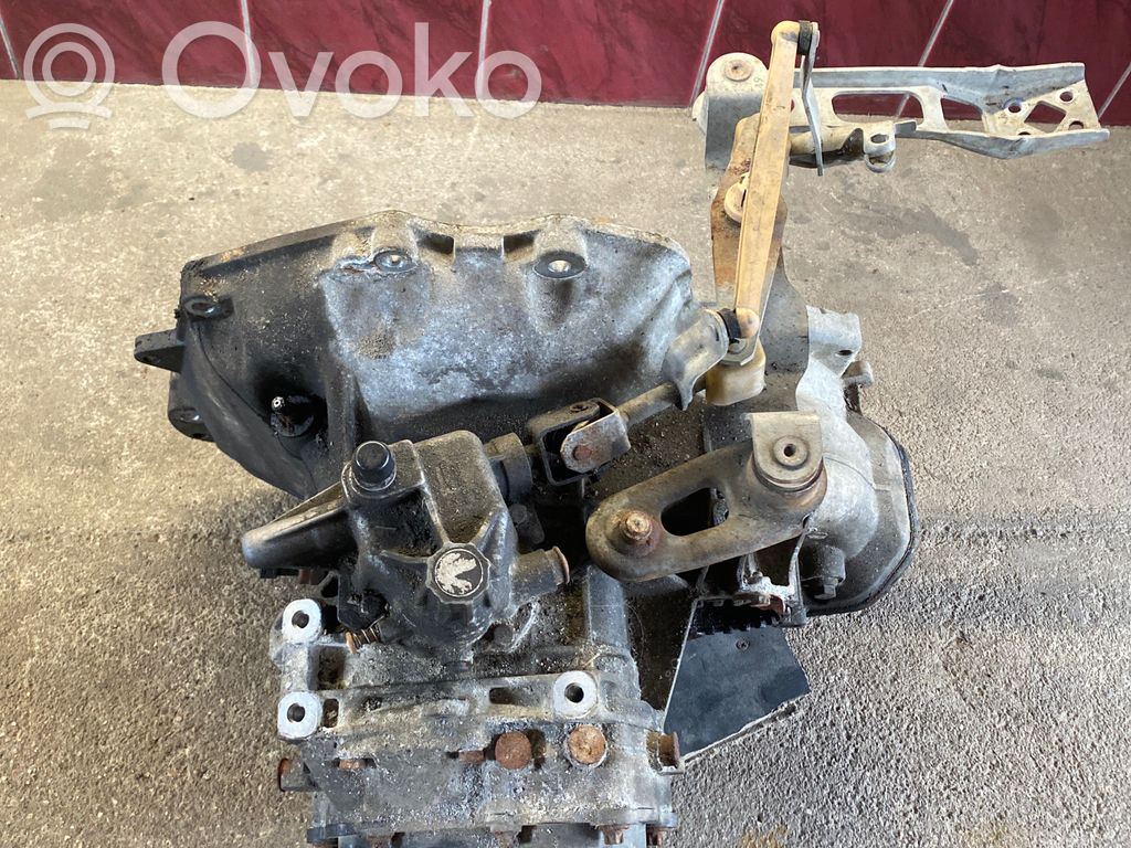 Opel Corsa D Mehāniska 5 ātrumu pārnesumkārba 