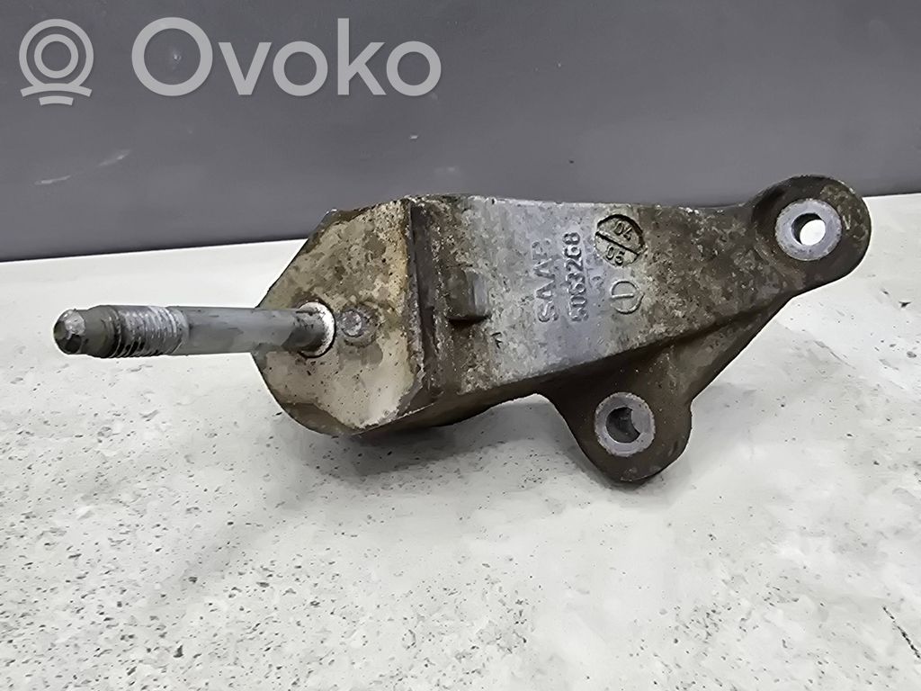 Saab 9-5 Engine mounting bracket 