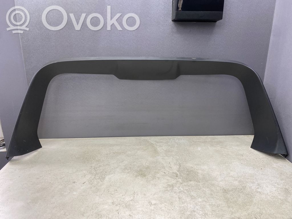 Volvo V70 Tailgate/trunk upper cover trim 