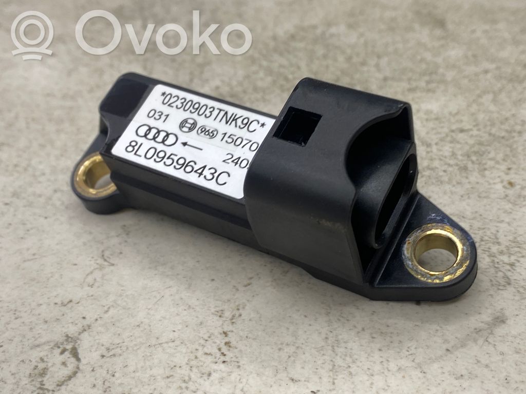 Audi A3 S3 8L Airbagsensor Crashsensor Drucksensor 