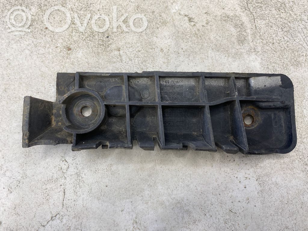 Audi A4 S4 B6 8E 8H Uchwyt / Mocowanie zderzaka przedniego 