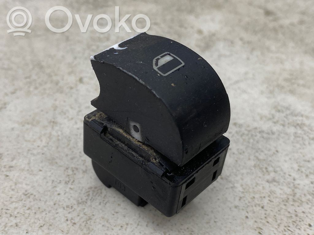 Audi A4 S4 B6 8E 8H Electric window control switch 