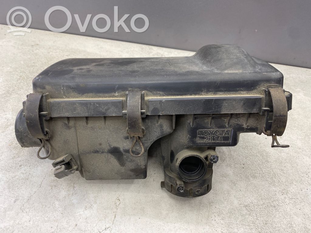Toyota Prius (XW20) Air filter box 